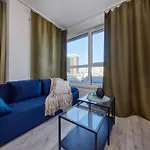 - Center - Cozy One Bedroom - O10 Apartment *