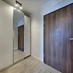 - Center - Cozy One Bedroom - O10 Apartment *