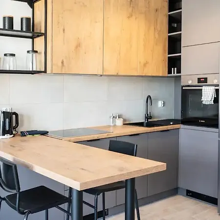 - Center - Cozy One Bedroom - O10 아파트 *