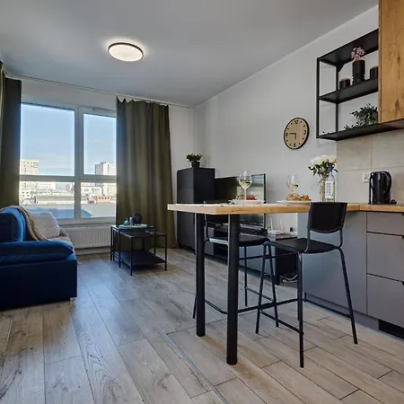 - Center - Cozy One Bedroom - O10 Lägenhet *